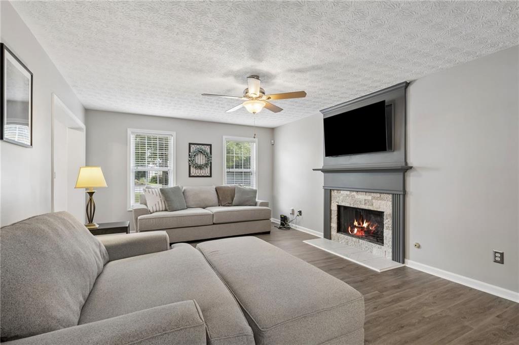 610 Eagle Glen Trace Woodstock GA 30189