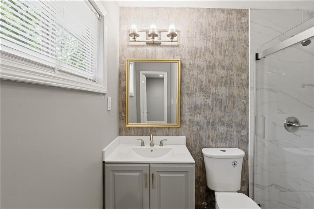 639 Cedrick Lane Stone Mountain GA 30087