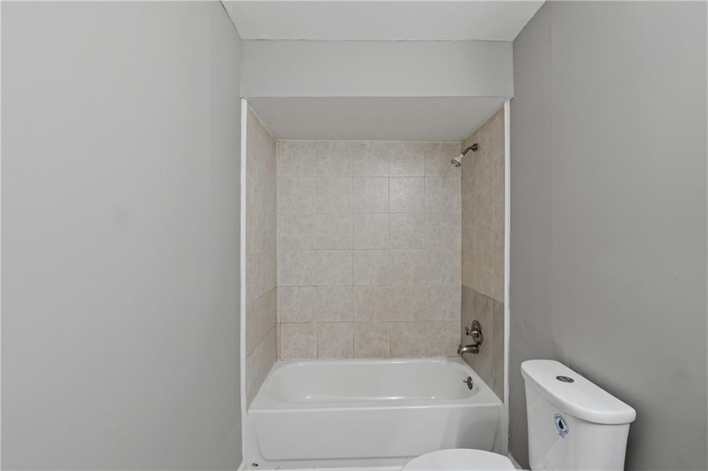 639 Cedrick Lane Stone Mountain GA 30087