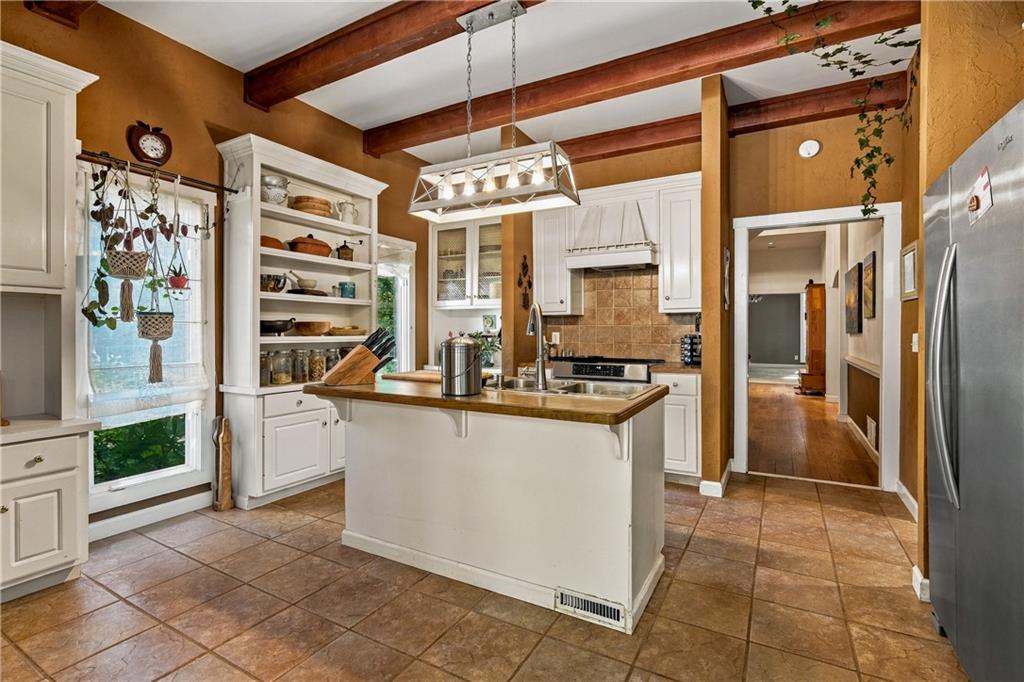 3601 Lakeview Drive Gainesville GA 30501