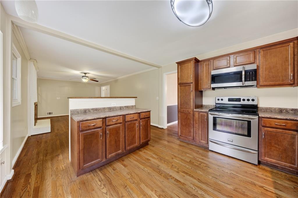 2509 Maclaren Circle Atlanta GA 30360