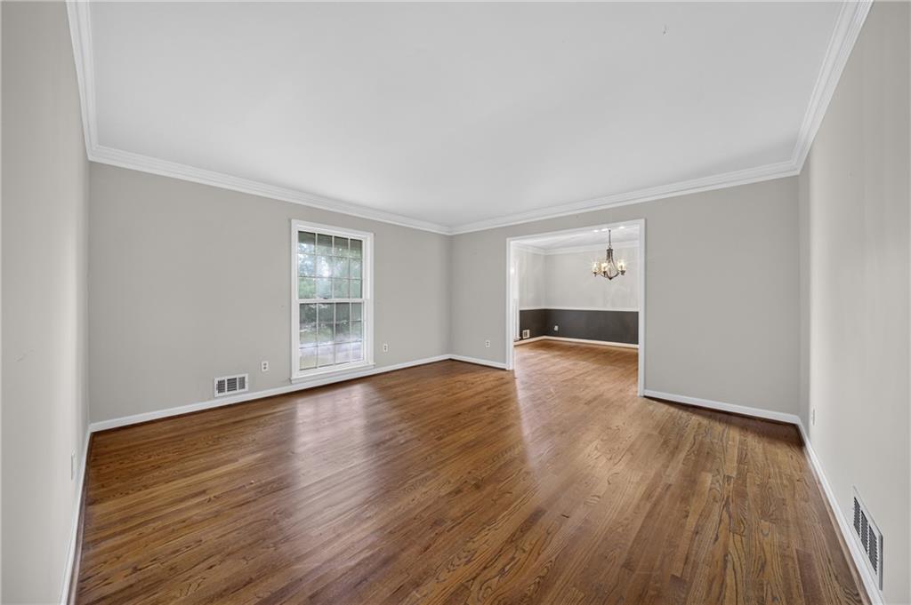 2509 Maclaren Circle Atlanta GA 30360
