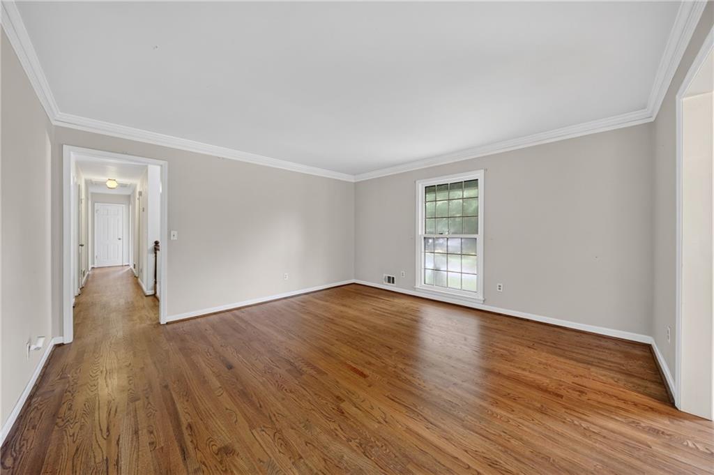 2509 Maclaren Circle Atlanta GA 30360