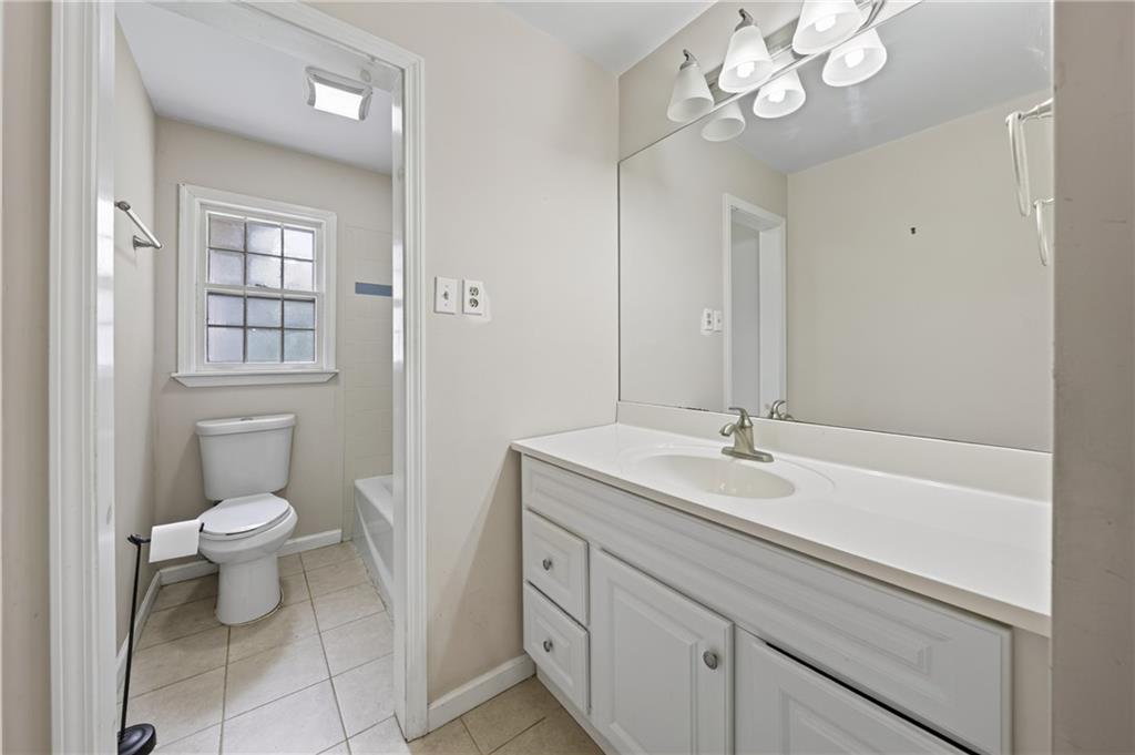 2509 Maclaren Circle Atlanta GA 30360
