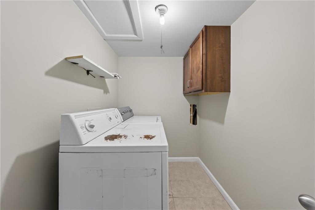 2509 Maclaren Circle Atlanta GA 30360