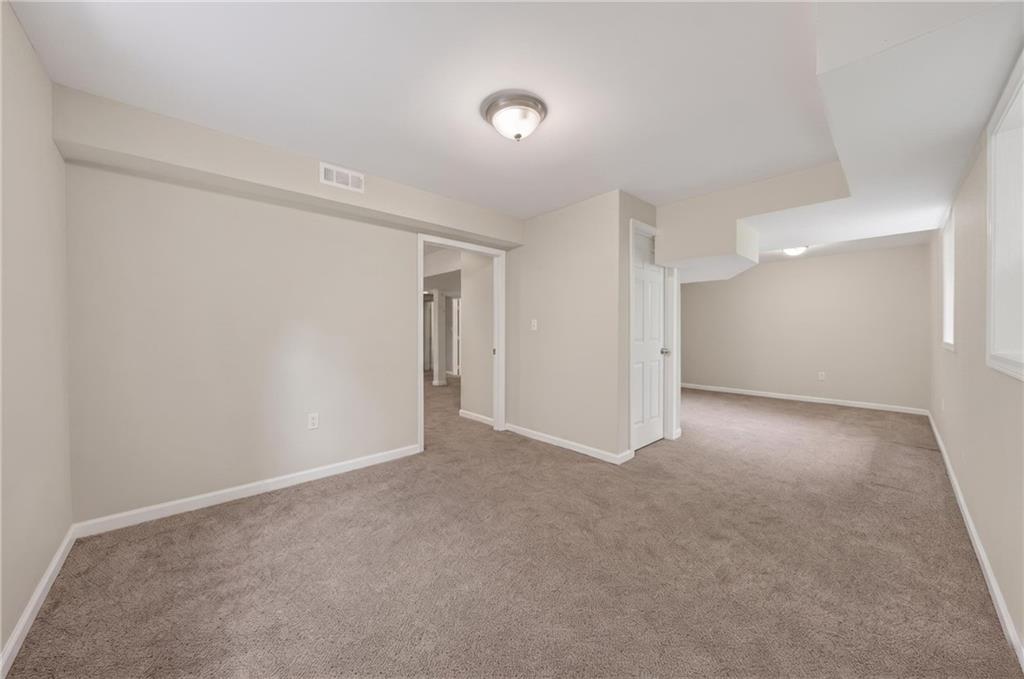 2509 Maclaren Circle Atlanta GA 30360