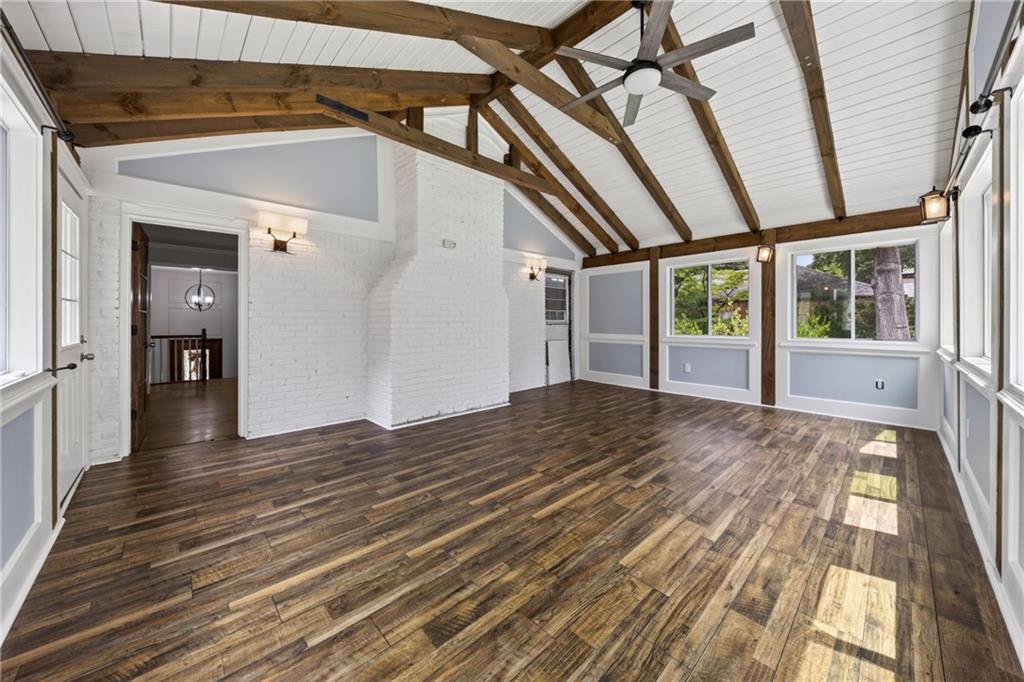 2509 Maclaren Circle Atlanta GA 30360