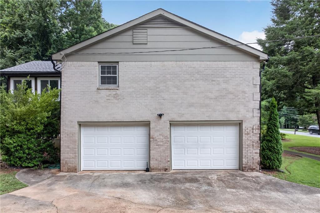 2509 Maclaren Circle Atlanta GA 30360