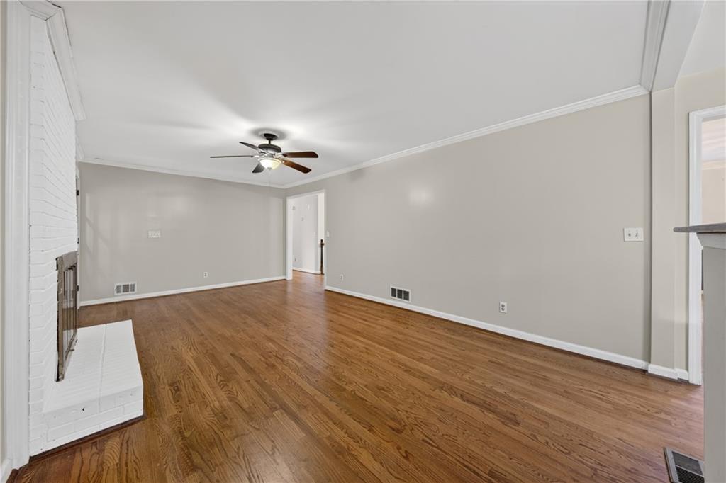 2509 Maclaren Circle Atlanta GA 30360