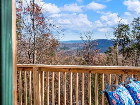 333 Skywood Lane Cleveland GA 30528