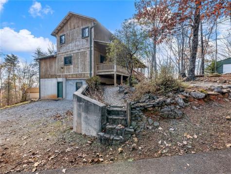 333 Skywood Lane Cleveland GA 30528