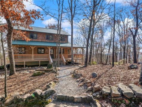 333 Skywood Lane Cleveland GA 30528