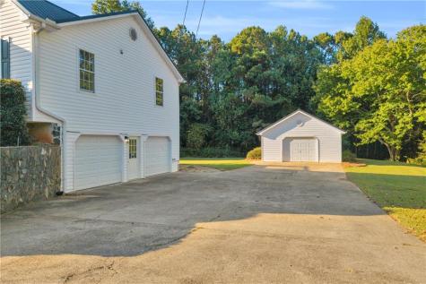284 Hobson Drive Jasper GA 30143