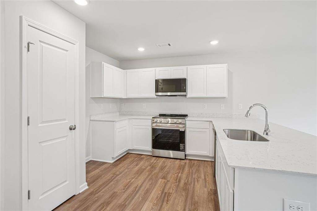 114 Turquoise Path Lizella GA 31052