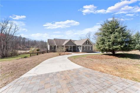 205 Shepherds Way Dahlonega GA 30533
