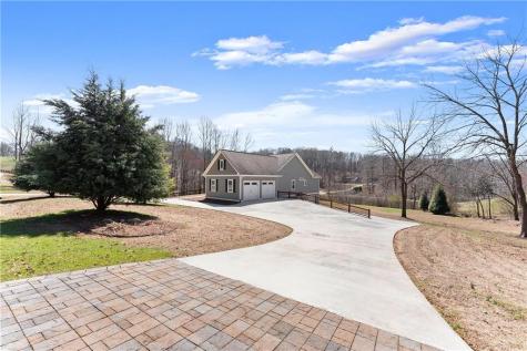 205 Shepherds Way Dahlonega GA 30533