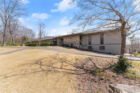 28 Little Hendricks Mountain Circle Jasper GA 30143