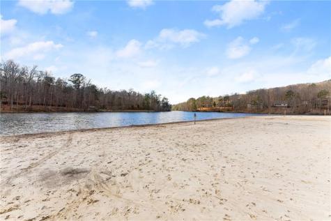 28 Little Hendricks Mountain Circle Jasper GA 30143