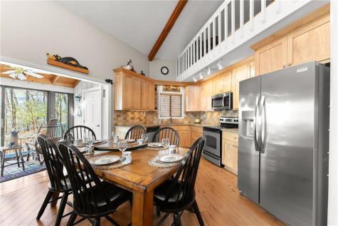 28 Little Hendricks Mountain Circle Jasper GA 30143