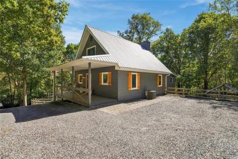 2079 Ivy Mountain Road Hiawassee GA 30546