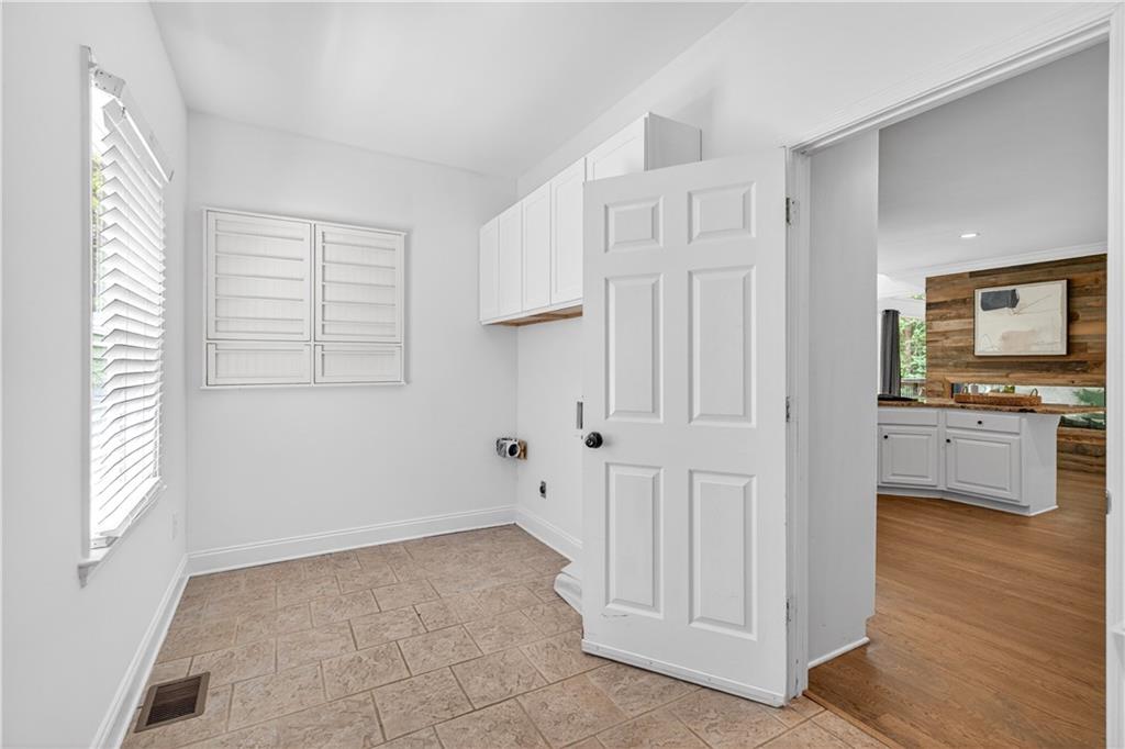 2090 Double Creek Lane Alpharetta GA 30004