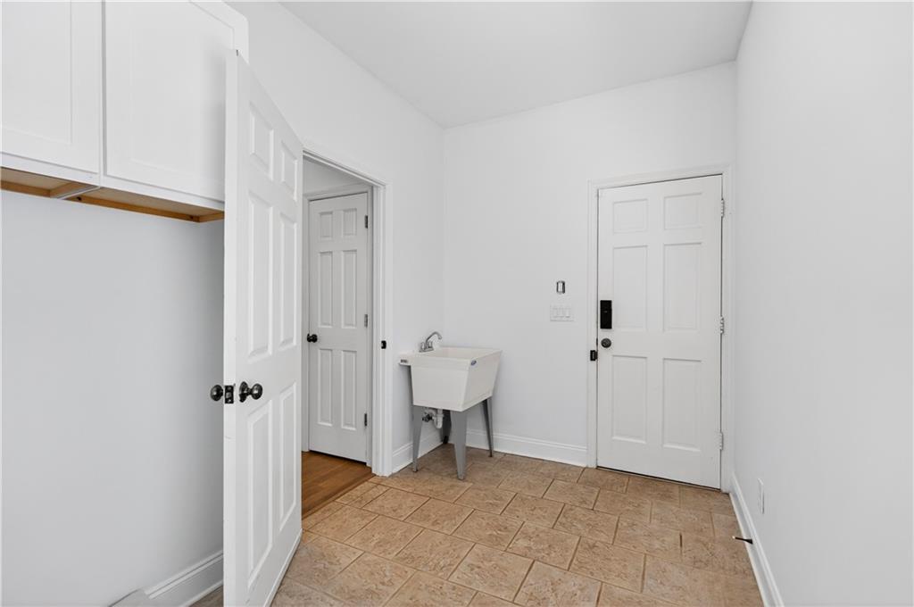 2090 Double Creek Lane Alpharetta GA 30004