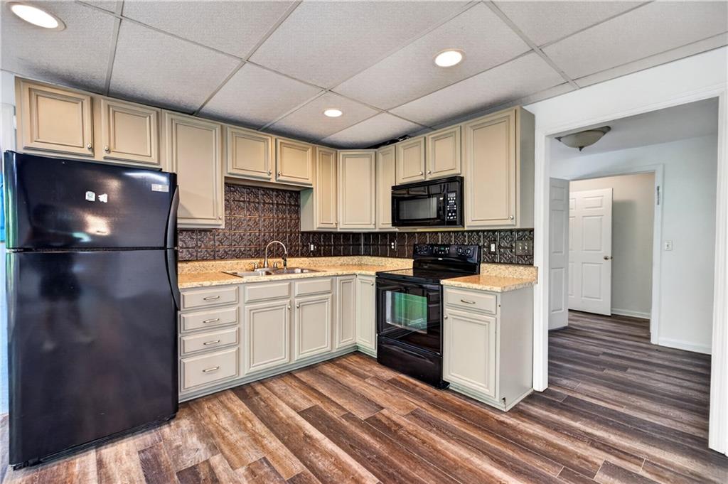2090 Double Creek Lane Alpharetta GA 30004
