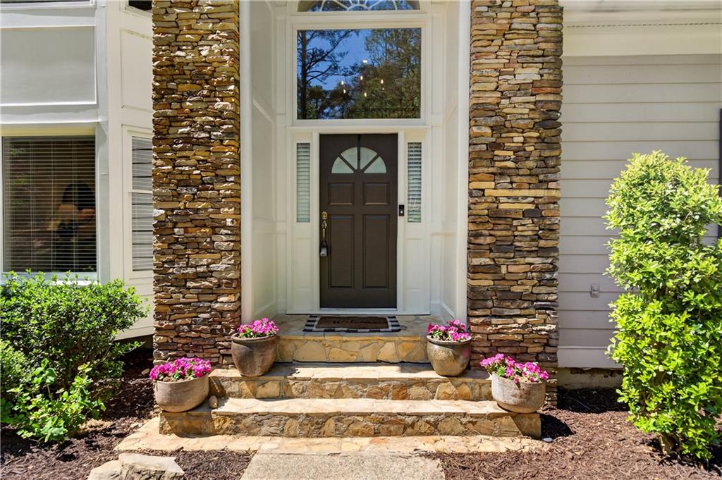 2090 Double Creek Lane Alpharetta GA 30004