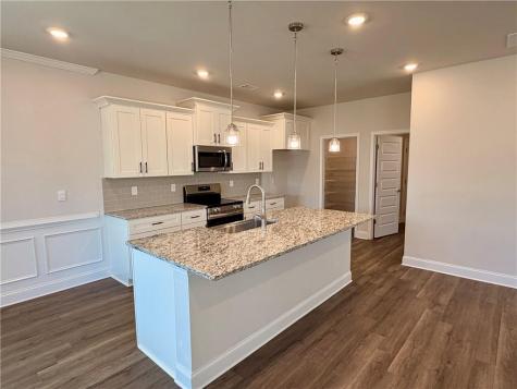 513 Creek Road Cornelia GA 30531