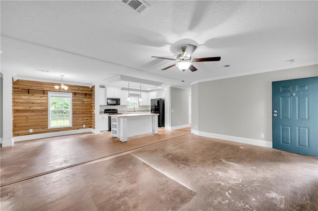 81 Jarrett Lane Gillsville GA 30543
