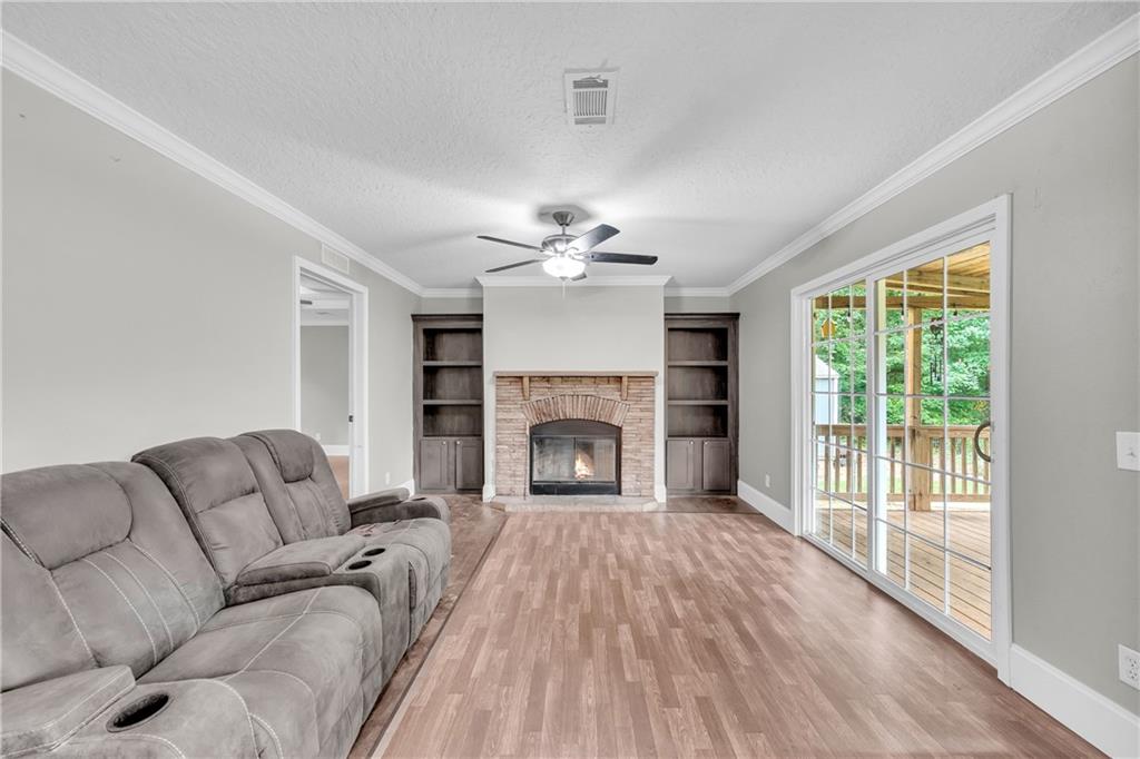 81 Jarrett Lane Gillsville GA 30543