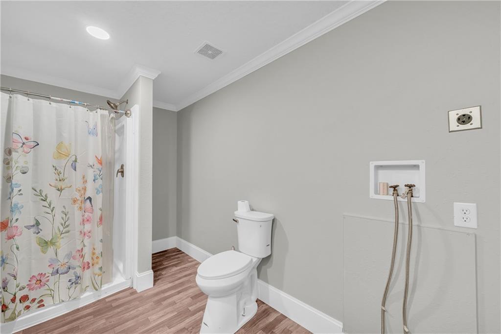 81 Jarrett Lane Gillsville GA 30543