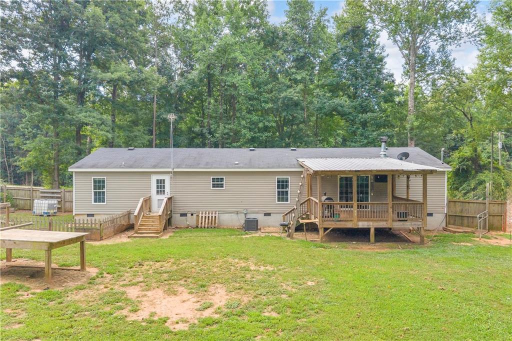81 Jarrett Lane Gillsville GA 30543