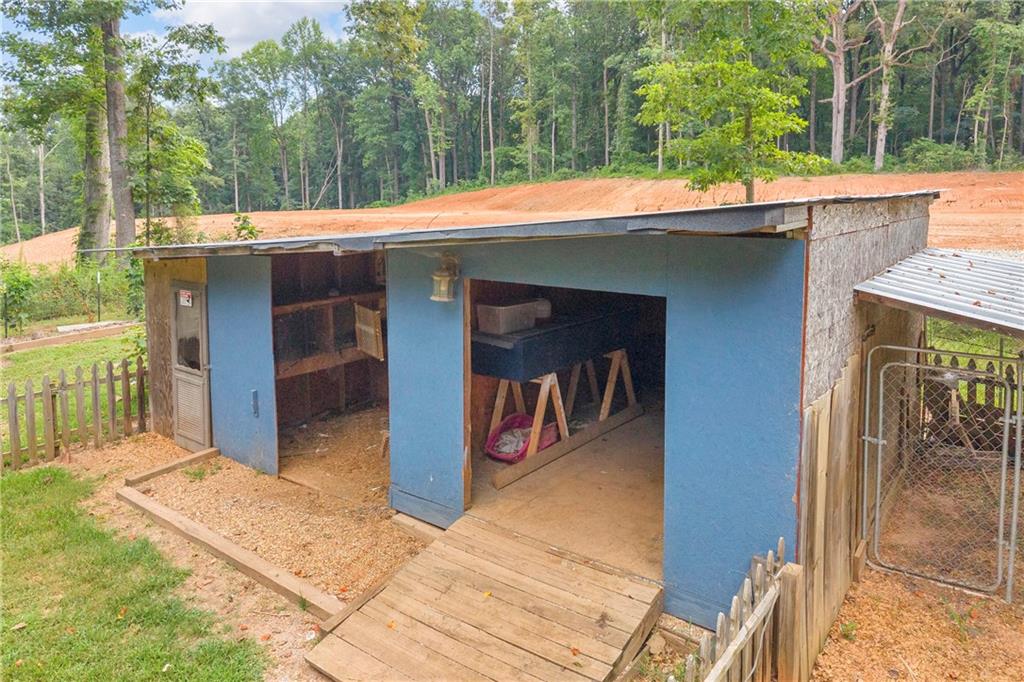 81 Jarrett Lane Gillsville GA 30543