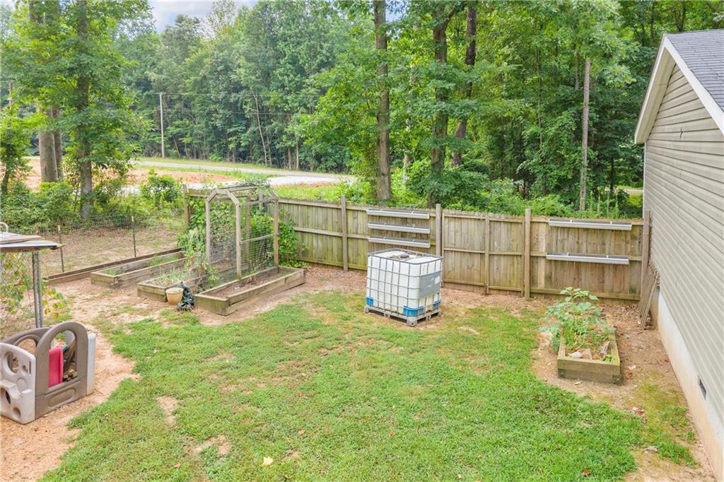81 Jarrett Lane Gillsville GA 30543