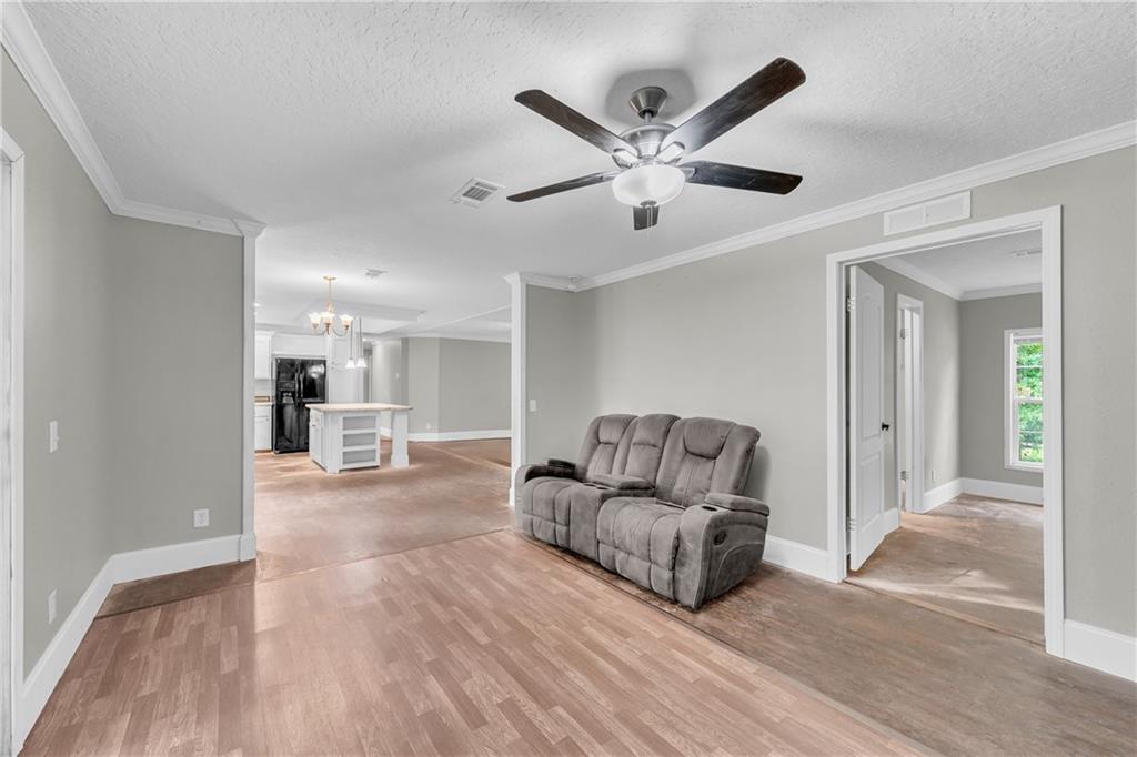 81 Jarrett Lane Gillsville GA 30543