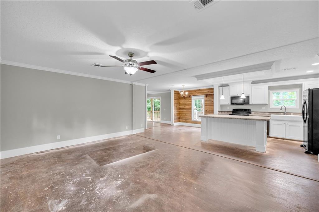 81 Jarrett Lane Gillsville GA 30543