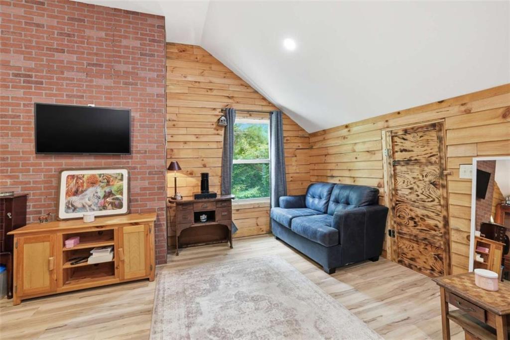 60 Cady Lane Cleveland GA 30528