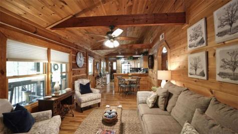 210 Shade Tree Lane Mineral Bluff GA 30559