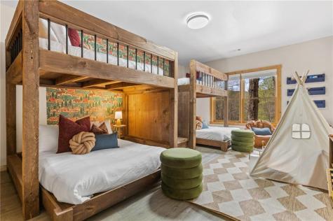 1134 Maggie Chapman Road Blue Ridge GA 30513