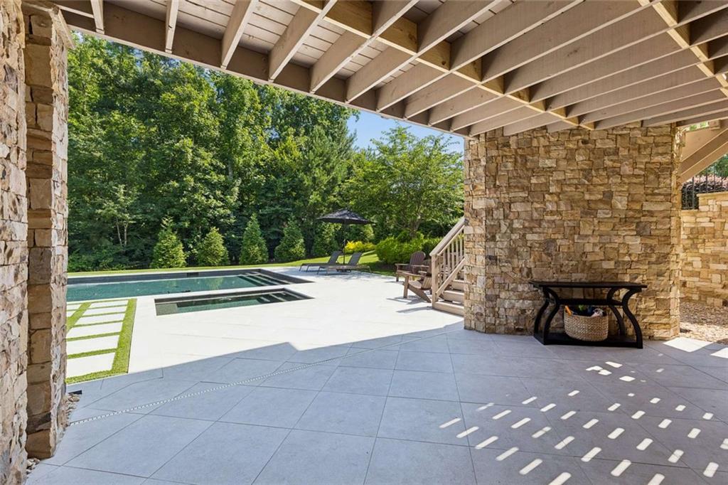1060 Kent Court Milton GA 30004
