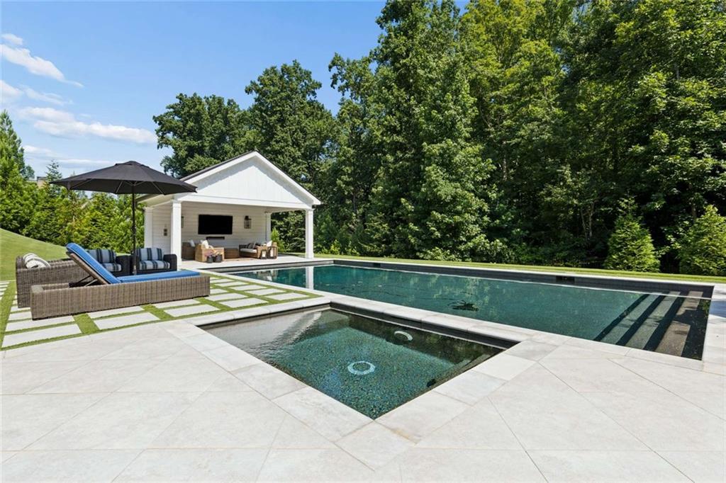 1060 Kent Court Milton GA 30004