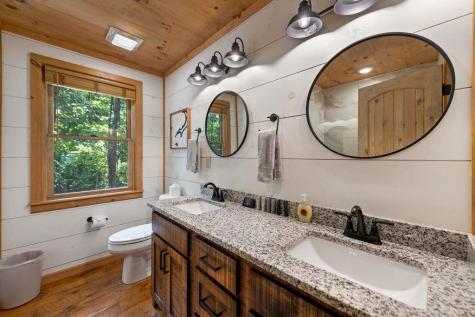 391 Little Bushy Head Road Blue Ridge GA 30513