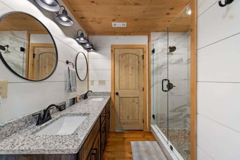 391 Little Bushy Head Road Blue Ridge GA 30513