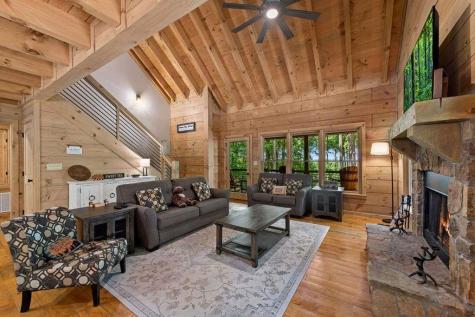 391 Little Bushy Head Road Blue Ridge GA 30513