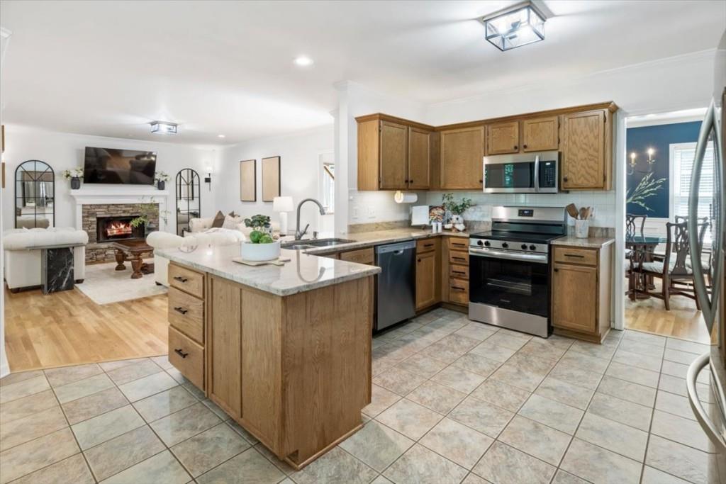 523 Summer Terrace Woodstock GA 30189