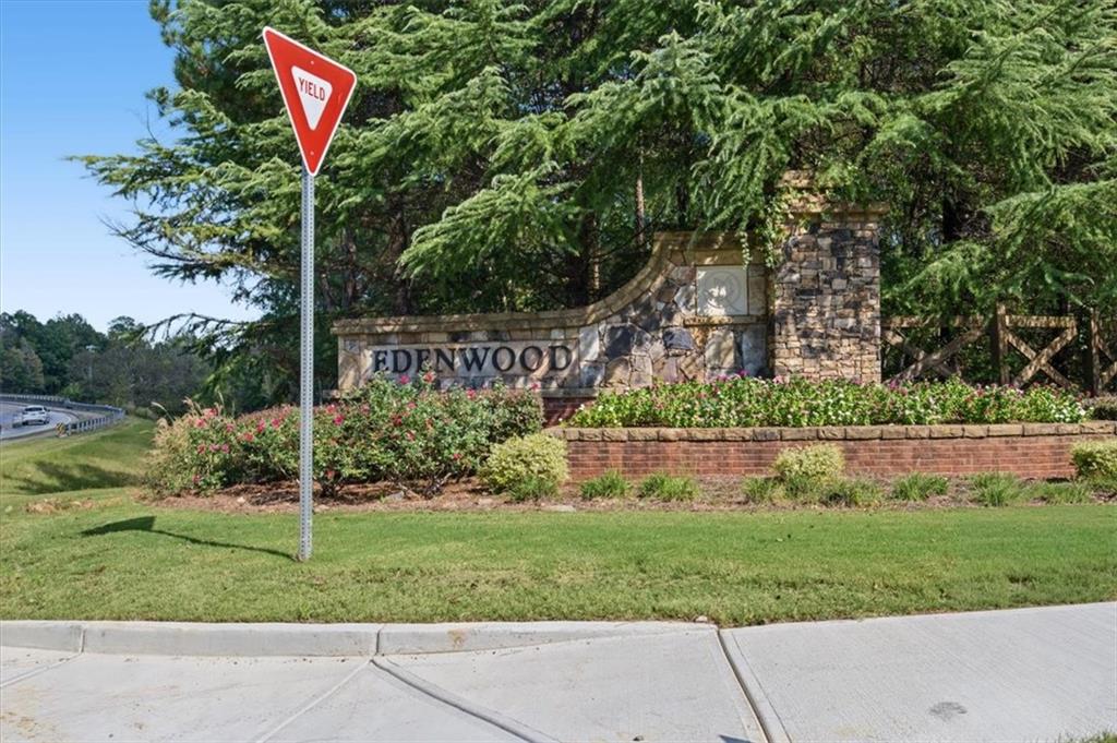 48 Willow Shade Walk Dallas GA 30132