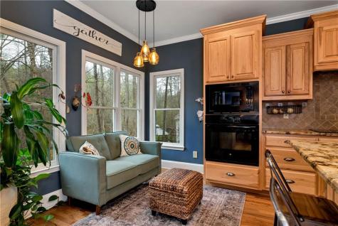 1060 Golden Avenue Dahlonega GA 30533