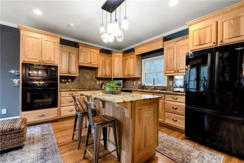 1060 Golden Avenue Dahlonega GA 30533