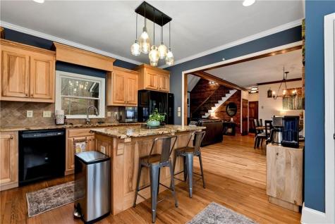 1060 Golden Avenue Dahlonega GA 30533